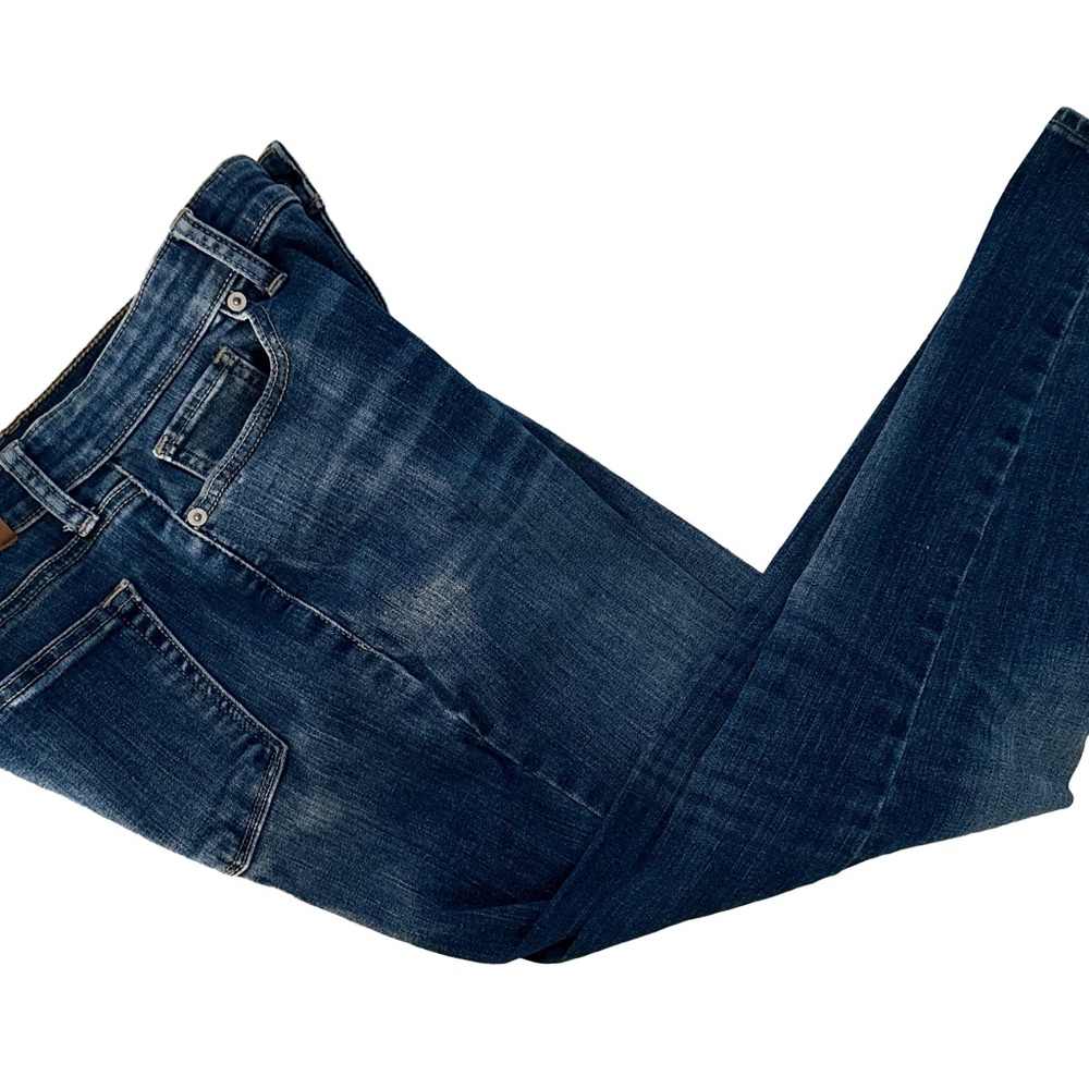 EUC James Jeans Dark Blue Whiskered High Class Skinny. No flaws.  SZ 30